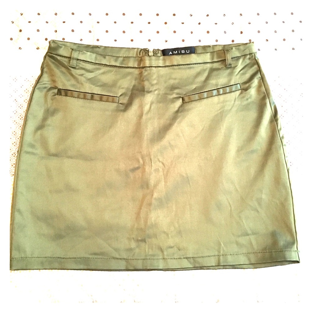 🆕 Skirt